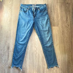 Levi's Women's Cropped Ankle Jeans in Blue Denim